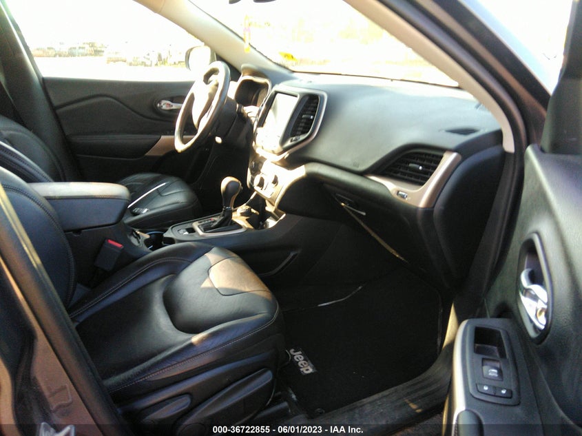 VIN 1C4PJMDX3JD607353 2018 JEEP CHEROKEE LIMITED