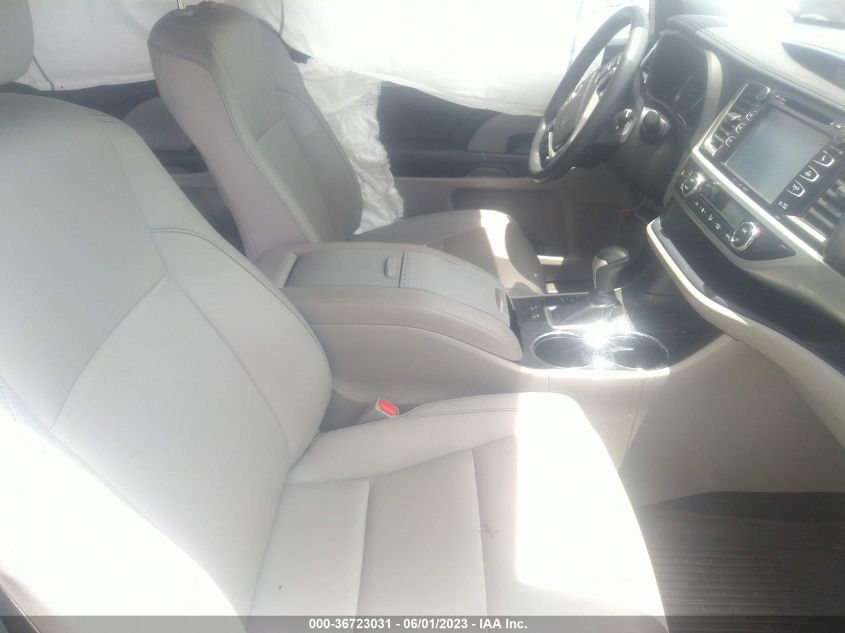 2019 TOYOTA HIGHLANDER HYBRID XLE - 5TDJGRFH0KS070387