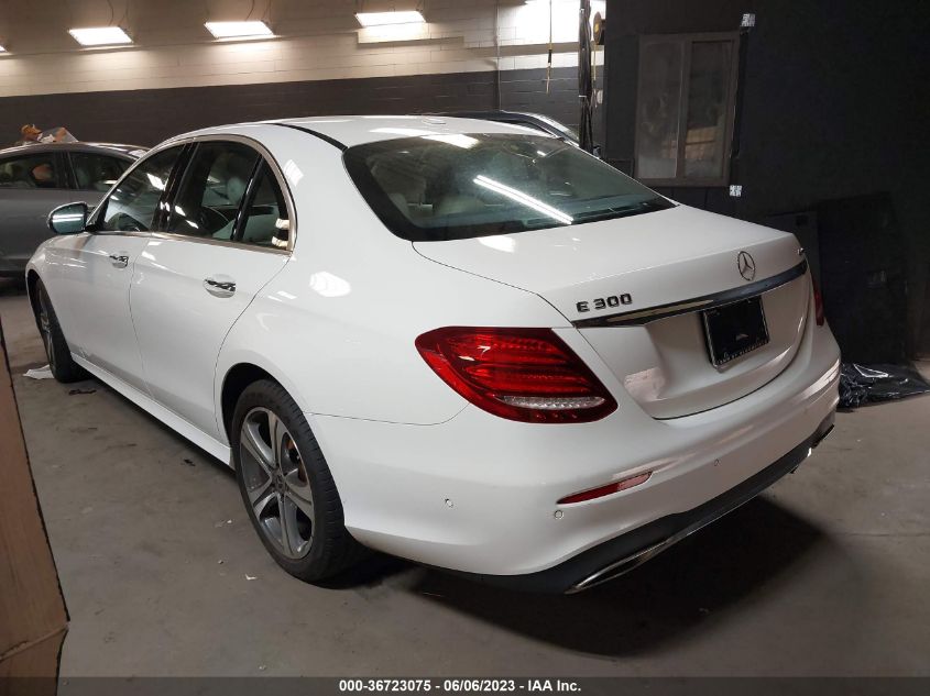 2018 MERCEDES-BENZ E-CLASS E 300 - WDDZF4KB3JA293681