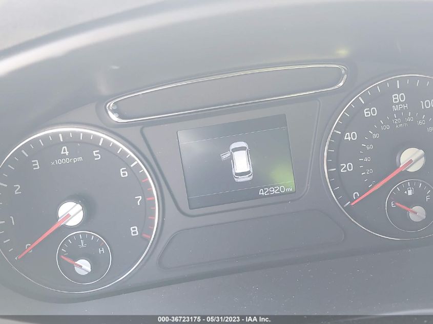 2019 KIA SORENTO LX - 5XYPG4A35KG524302