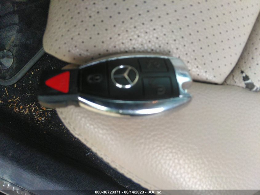 2016 MERCEDES-BENZ C-CLASS C 300 - 55SWF4KB0GU096818