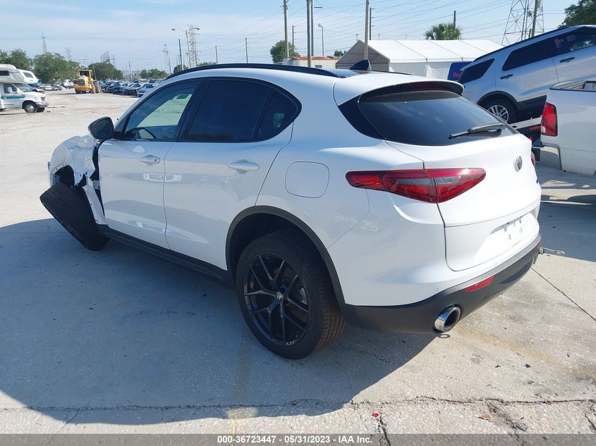 VIN ZASPAJAN2M7C99684 2021 ALFA ROMEO STELVIO