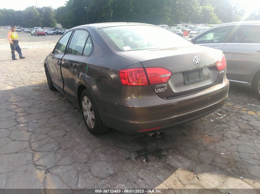 2013 VOLKSWAGEN JETTA SEDAN SE - 3VWDP7AJ6DM396156