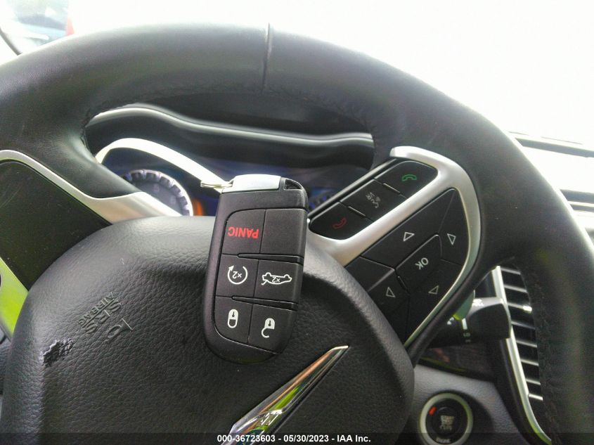 2015 CHRYSLER 200 C - 1C3CCCCG8FN673374