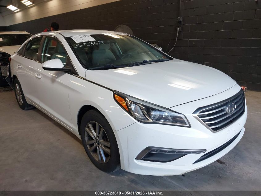 2015 HYUNDAI SONATA 2.4L SE - 5NPE24AFXFH084768