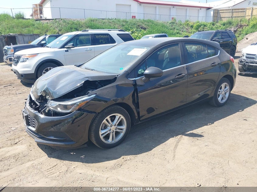 VIN 3G1BE6SMXJS650812 2018 CHEVROLET CRUZE LT