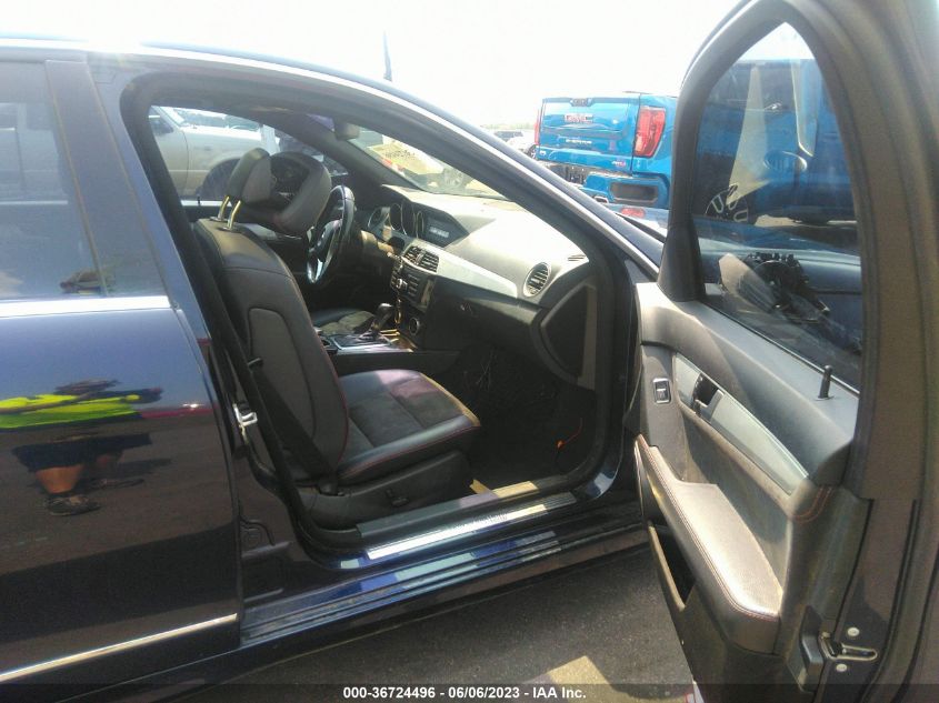 2013 MERCEDES-BENZ C-CLASS C 250 - WDDGF4HB8DA775498