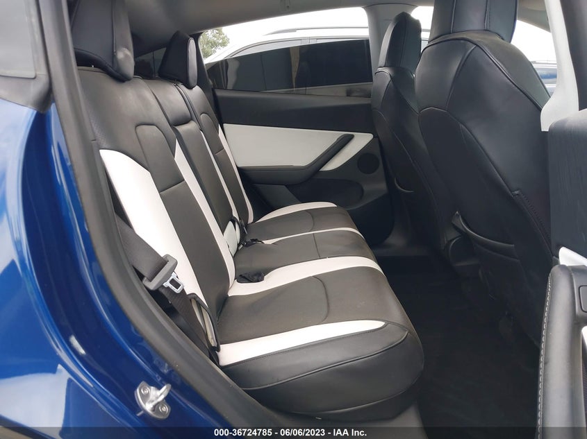 VIN 7SAYGDEF6NF408730 2022 TESLA MODEL Y