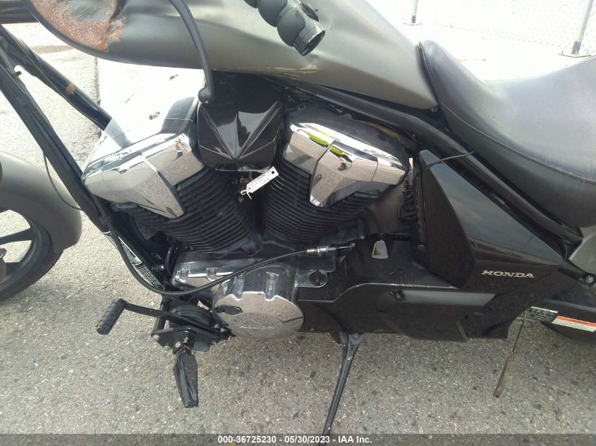 2016 HONDA VT1300 CX JH2SC6129GK100896