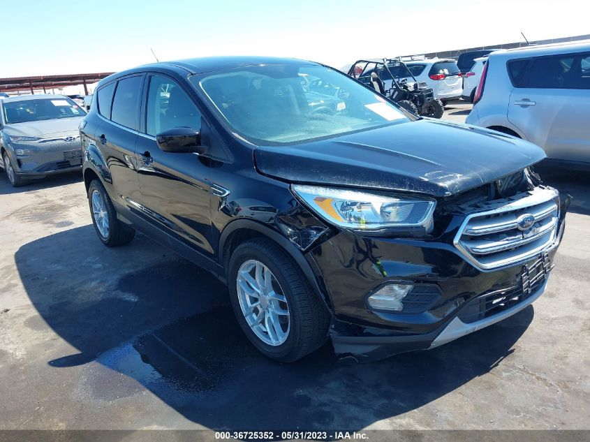 2017 FORD ESCAPE SE - 1FMCU0GD8HUE92061