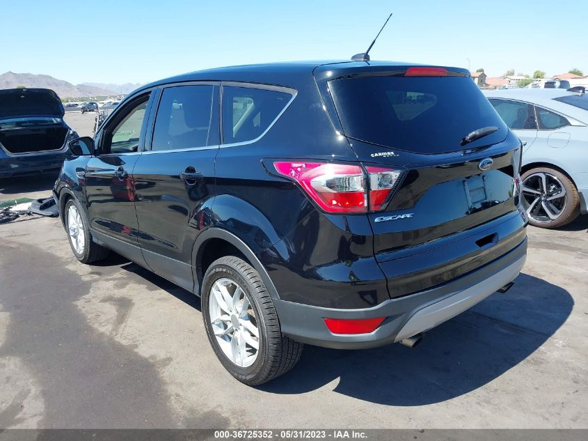 2017 FORD ESCAPE SE - 1FMCU0GD8HUE92061