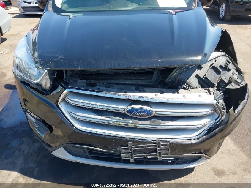 2017 FORD ESCAPE SE - 1FMCU0GD8HUE92061