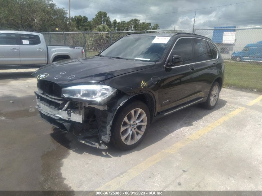 VIN 5UXKR2C5XG0R72263 2016 BMW X5 no.2