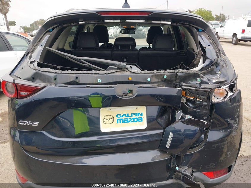 VIN JM3KFACMXJ1436675 2018 MAZDA CX-5 TOURING