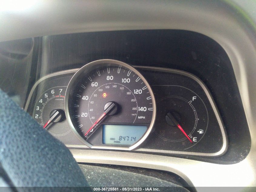 2013 TOYOTA RAV4 LE - JTMBFREV2D5010084