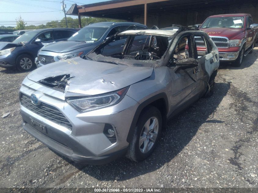 2021 TOYOTA RAV4 HYBRID XLE - JTMRWRFV2MJ053571