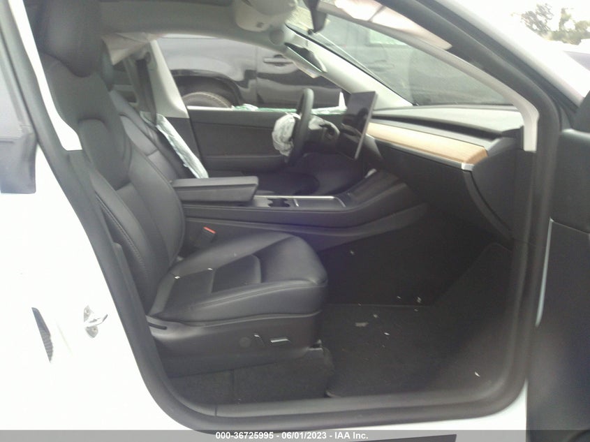 VIN 5YJYGDEE0MF217971 2021 TESLA MODEL Y LONG RANGE