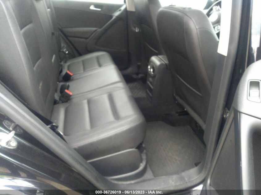2017 VOLKSWAGEN TIGUAN S/LIMITED - WVGBV7AX3HK022231