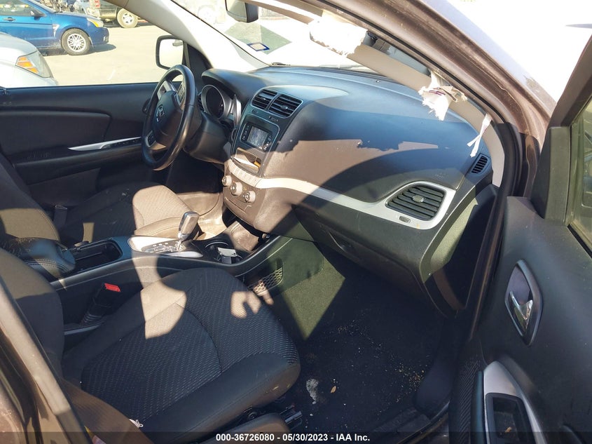 VIN 3C4PDCBG2JT505329 2018 DODGE JOURNEY SXT