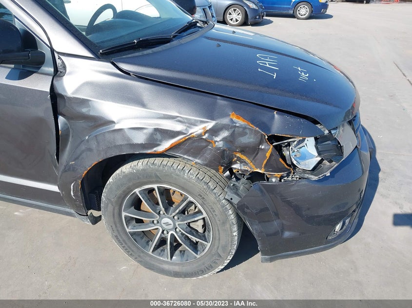 VIN 3C4PDCBG2JT505329 2018 DODGE JOURNEY SXT