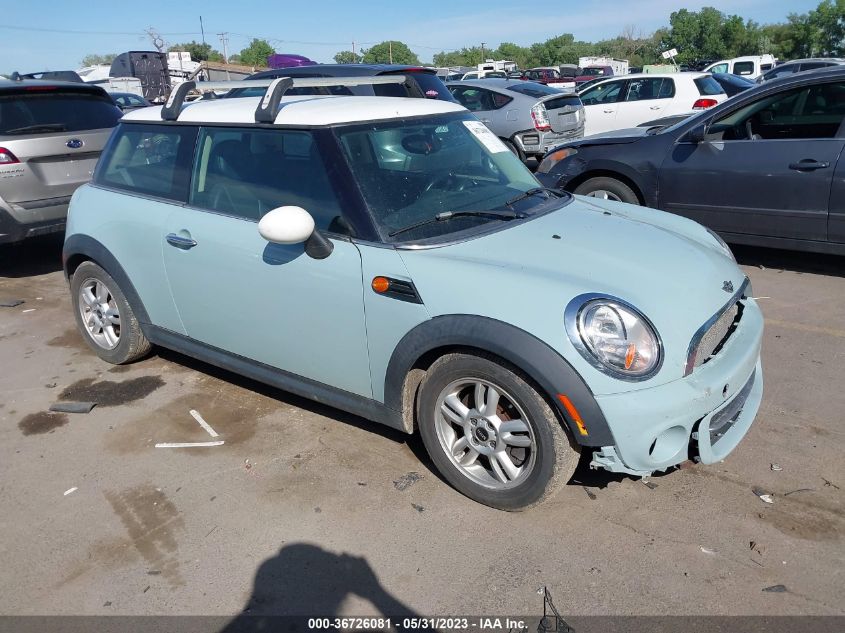 2013 MINI COOPER HARDTOP - WMWSU3C54DT678757