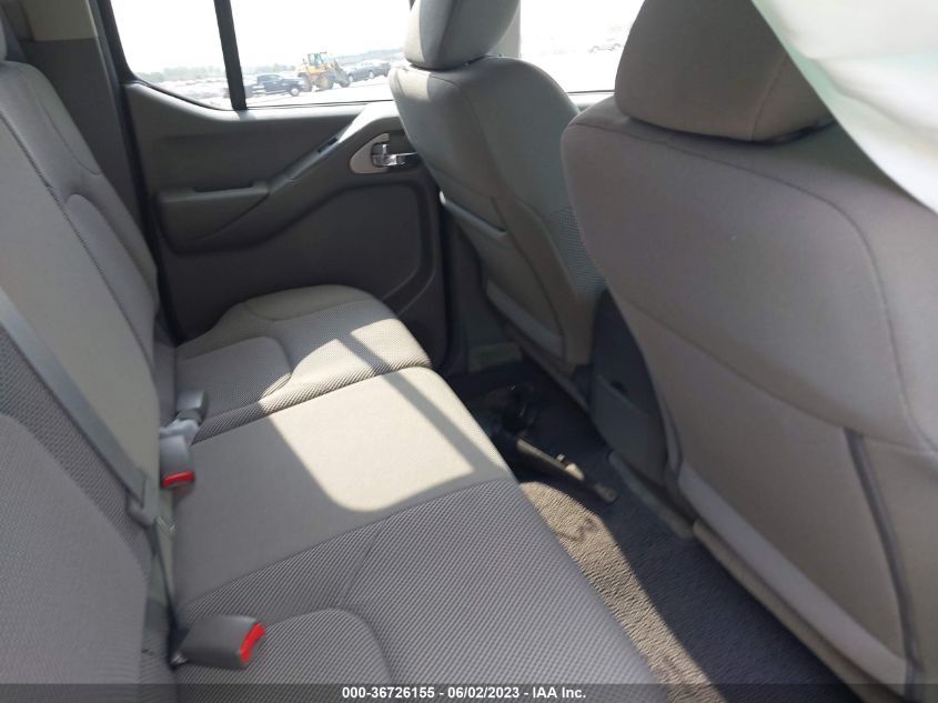 2018 NISSAN FRONTIER SV V6 - 1N6AD0EV1JN721197