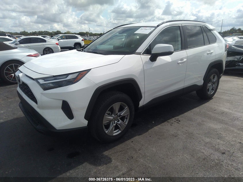 VIN 2T3P1RFV4PC332565 2023 TOYOTA RAV4 XLE