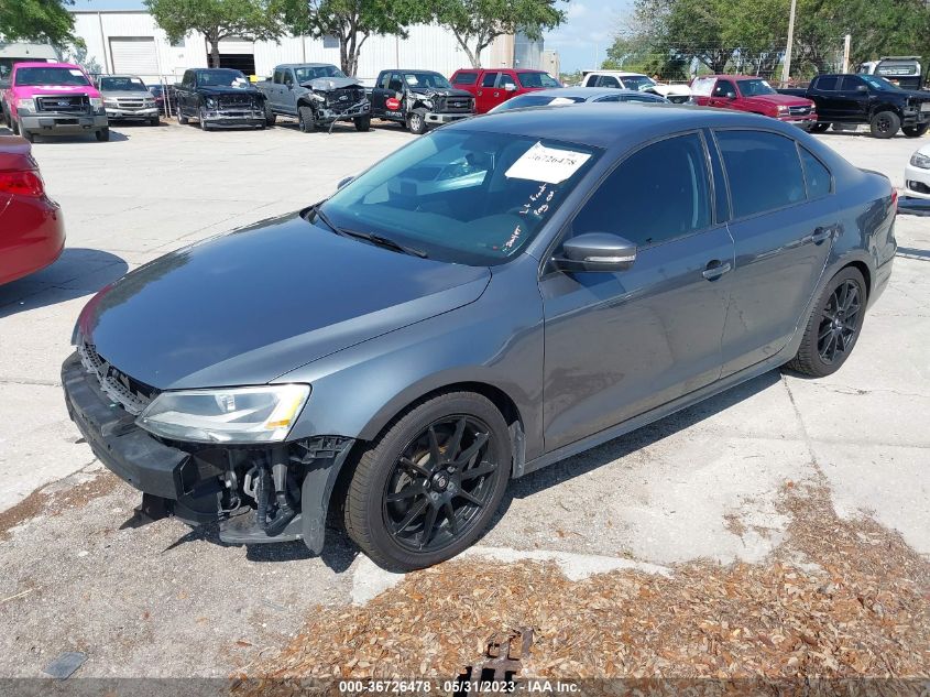 2014 VOLKSWAGEN JETTA SEDAN SE - 3VWD17AJ6EM403495