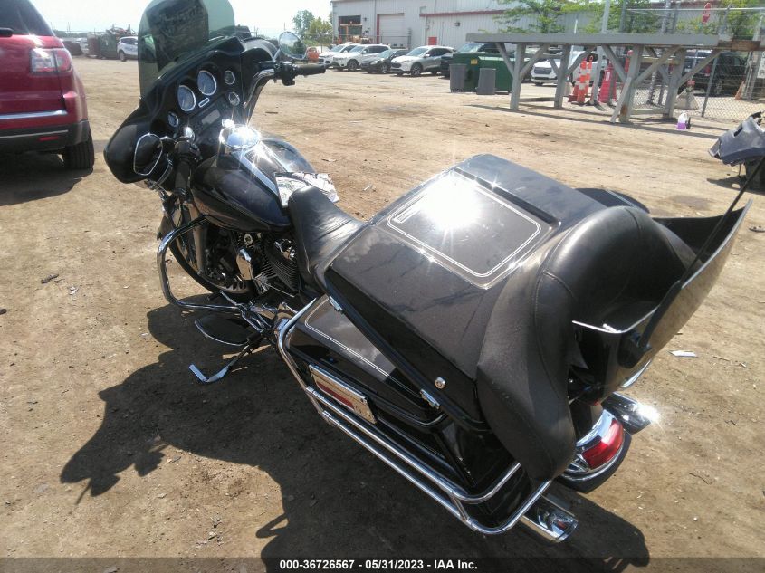2010 HARLEY-DAVIDSON FLHTC - 1HD1FF414AB647028