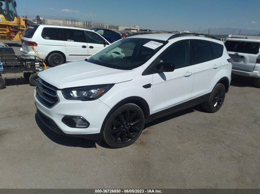 VIN 1FMCU0GD0JUC85928 2018 FORD ESCAPE SE