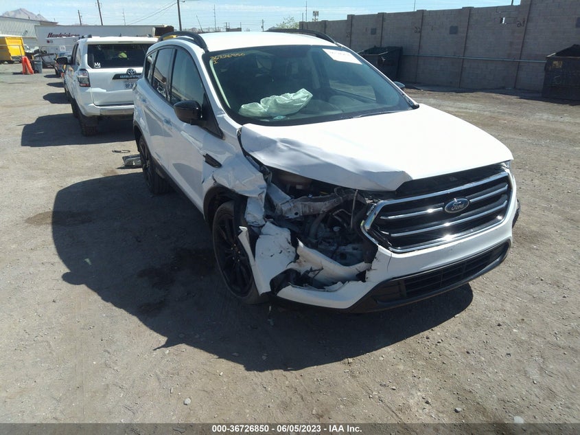 VIN 1FMCU0GD0JUC85928 2018 FORD ESCAPE SE