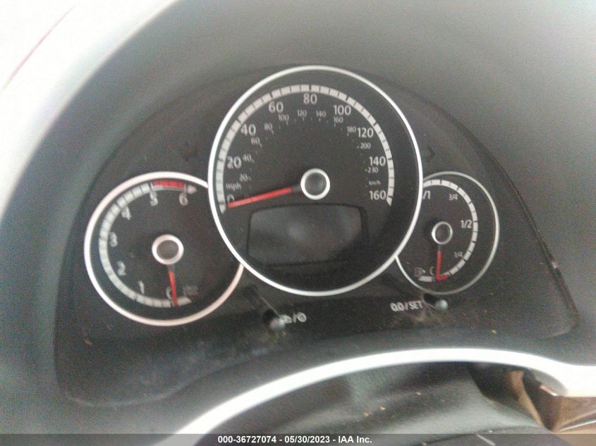 2015 VOLKSWAGEN BEETLE CONVERTIBLE 2.0L TDI 3VW5A7AT6FM806335