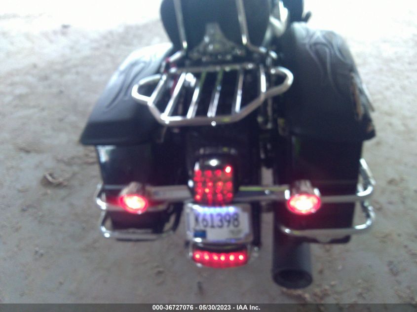 2009 HARLEY-DAVIDSON FLHTCU 1HD1FL4189Y643250