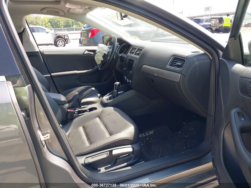 2017 VOLKSWAGEN JETTA 1.4T SE - 3VWDB7AJ6HM280945