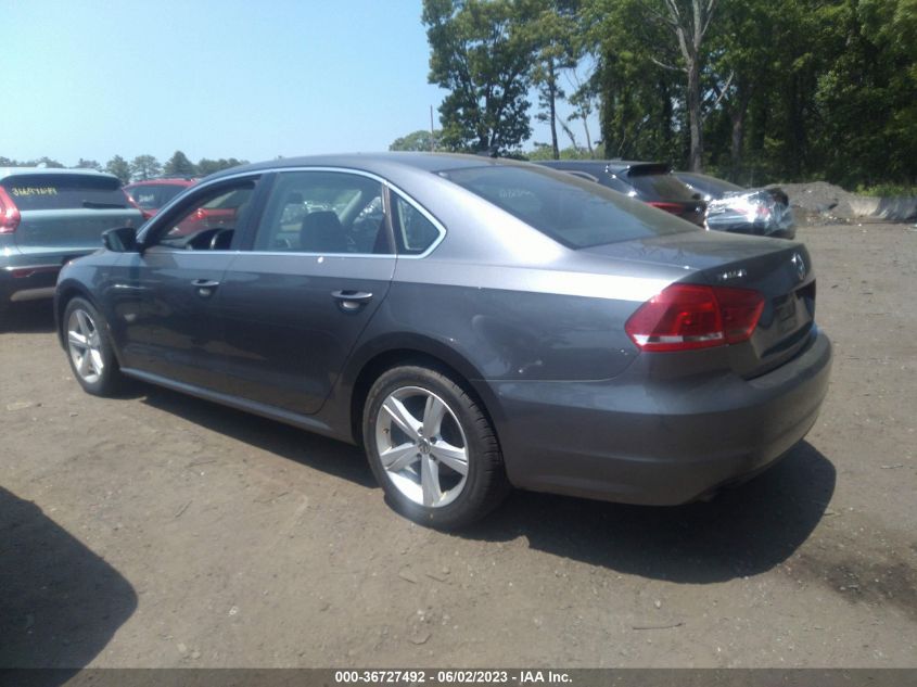 2015 VOLKSWAGEN PASSAT 1.8T LIMITED EDITION - 1VWAT7A37FC113879