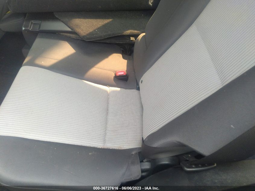 2013 TOYOTA RAV4 LE - JTMBFREV6D5008614