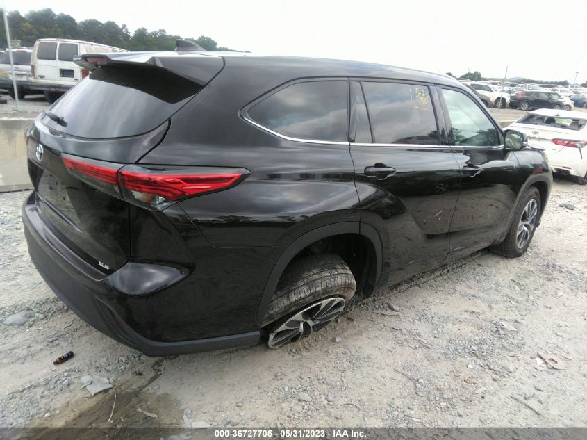 2022 TOYOTA HIGHLANDER XLE - 5TDGZRAH3NS093324
