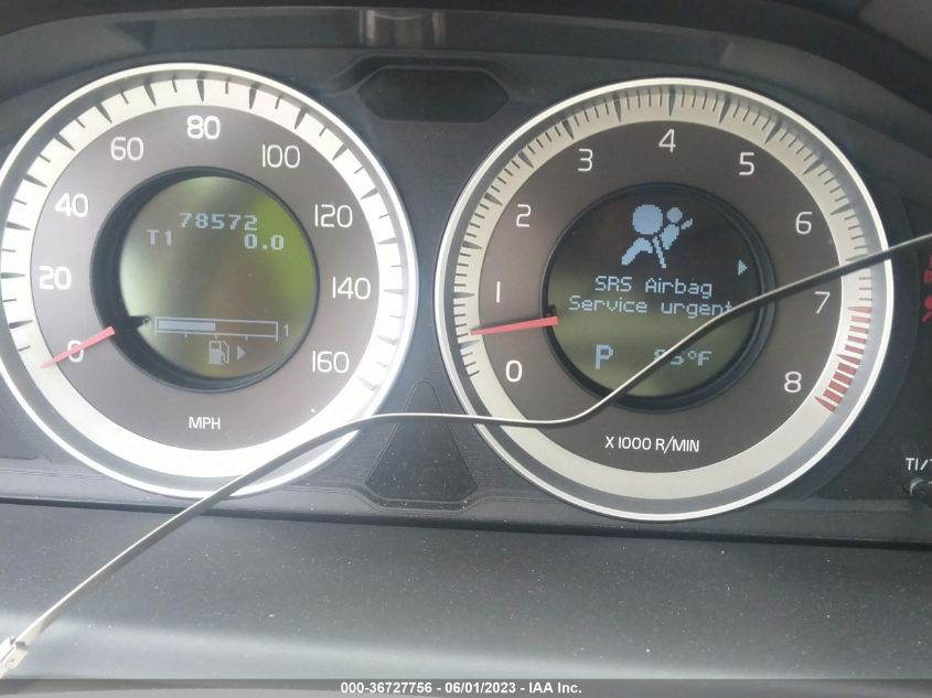 2013 VOLVO XC70 3.2L - YV4952BZ8D1154839