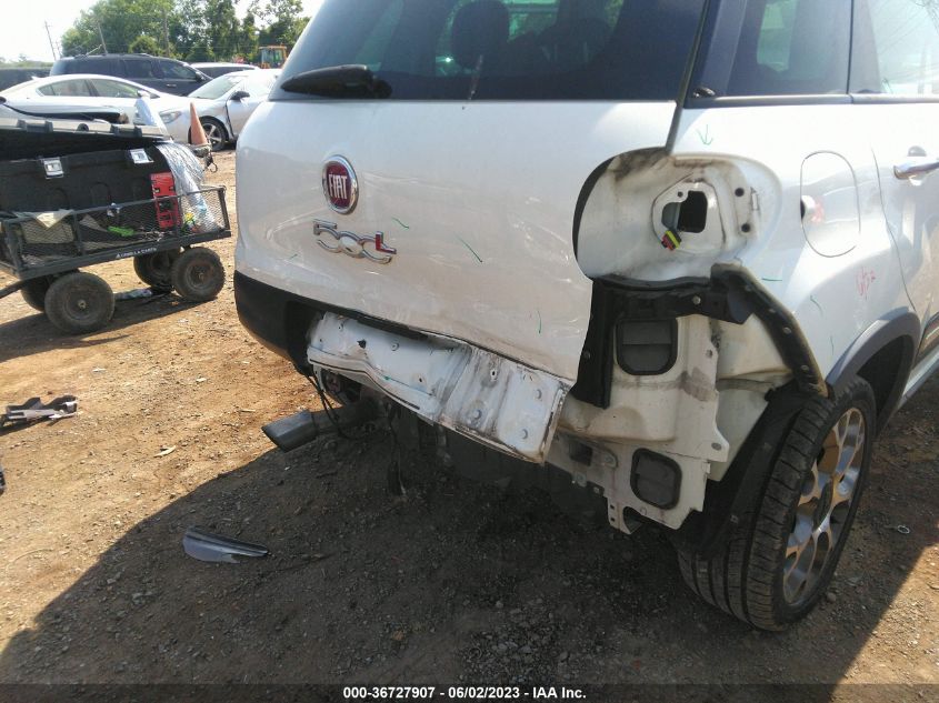 2014 FIAT 500L TREKKING - ZFBCFADH1EZ016327