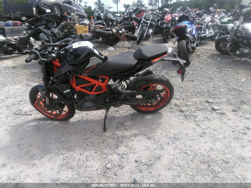 2022 KTM 390 DUKE MD2JPJ403NC251577