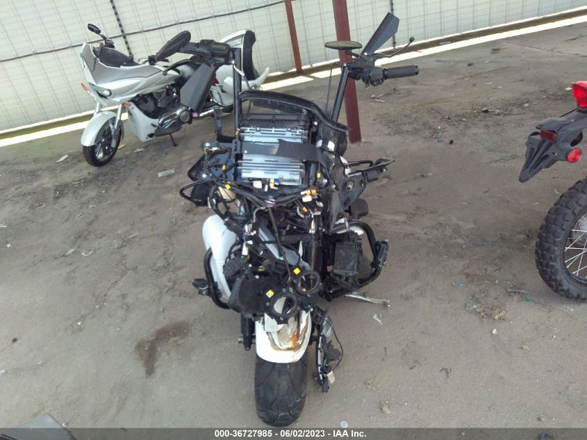 2020 HARLEY-DAVIDSON FLTRK 1HD1KZF13LB612106