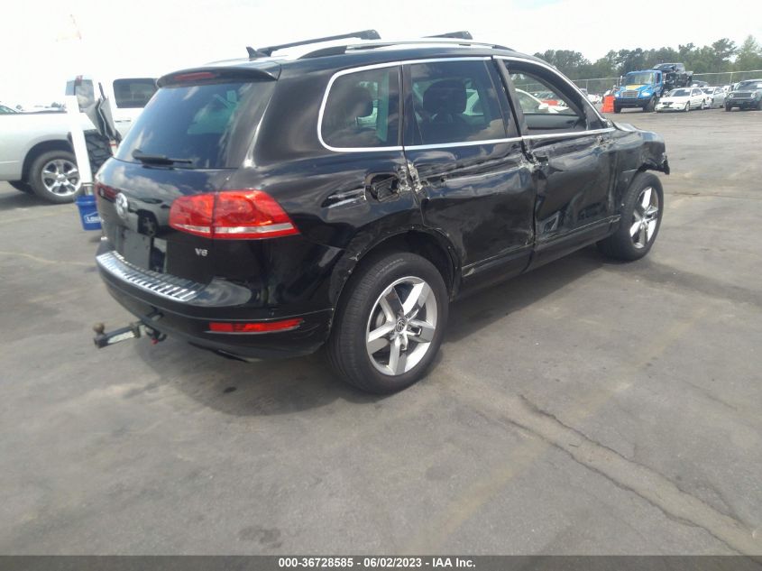 2013 VOLKSWAGEN TOUAREG LUX - WVGEF9BP0DD010279