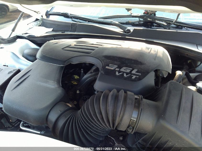2022 CHRYSLER 300 TOURING L - 2C3CCADG8NH104082