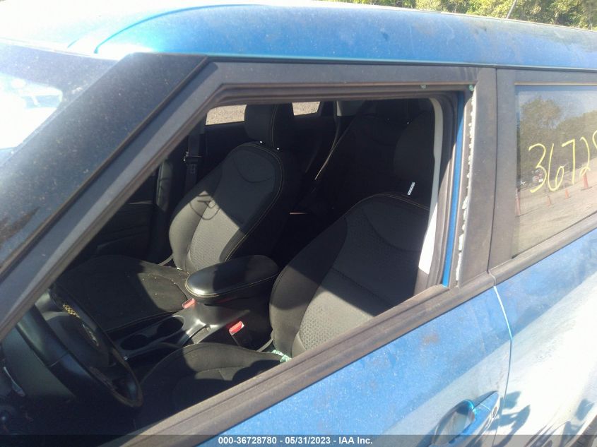 2016 KIA SOUL + - KNDJP3A51G7388448