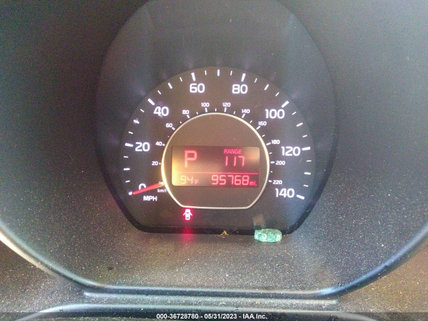 2016 KIA SOUL + - KNDJP3A51G7388448