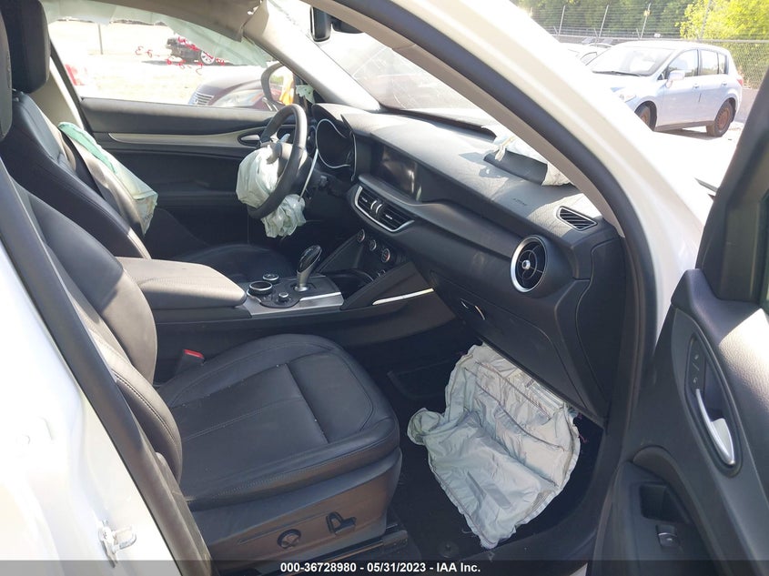 VIN ZASPAKAN3K7C66518 2019 ALFA ROMEO STELVIO SPORT