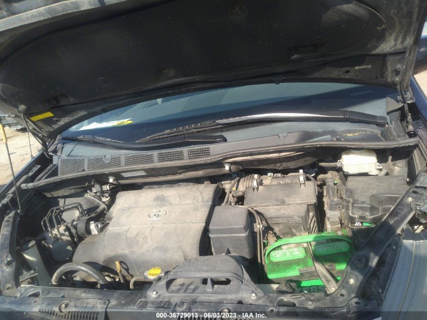 2013 TOYOTA SIENNA SE - 5TDXK3DC1DS303287