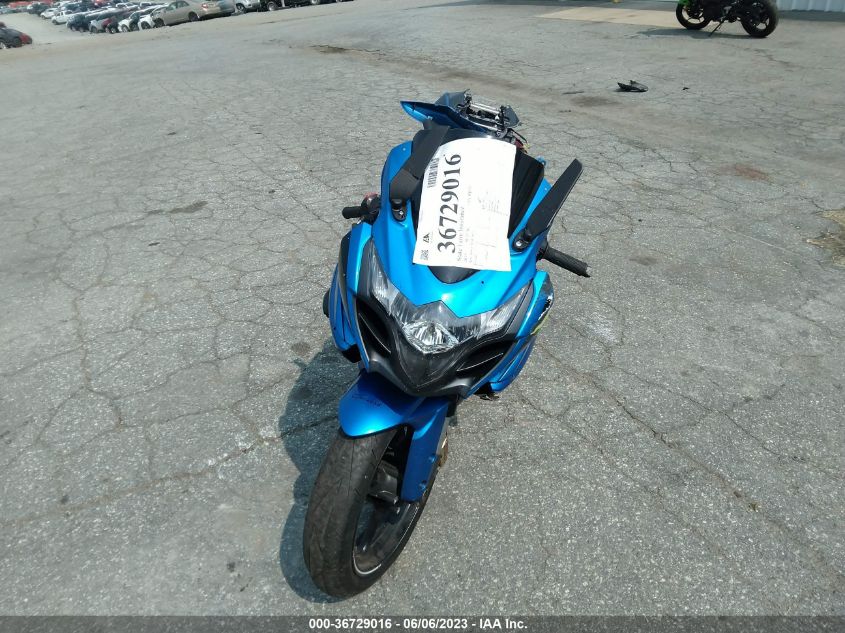 2015 SUZUKI GSX-R1000 JS1GT78A1F2101177