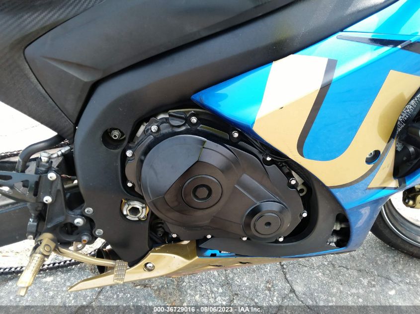2015 SUZUKI GSX-R1000 JS1GT78A1F2101177