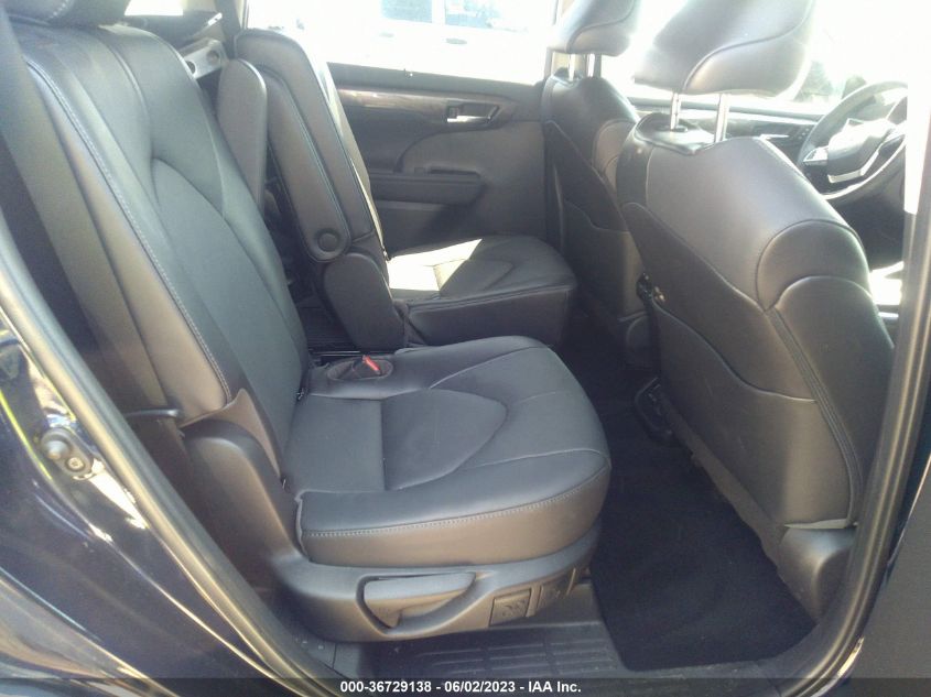 2022 TOYOTA HIGHLANDER PLATINUM - 5TDFZRBH2NS204049